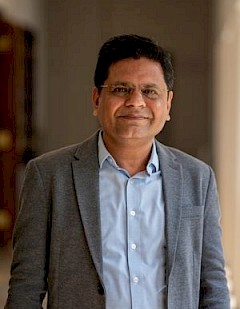 Fenil Shah, Associate Professor and Director | Ahmedabad University