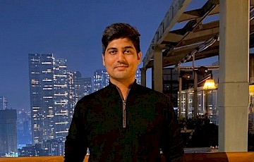 Rutul Shah (BCom '16) Mentored Student Team Wins the 17th CFA Institute Research Challenge in India