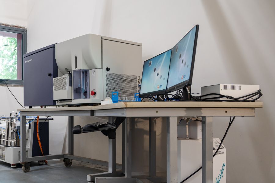 Becton Dickinson FACS Aria 3 cell sorter