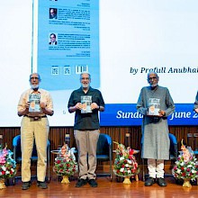 Prafull Anubhai Releases His Book at Ahmedabad University