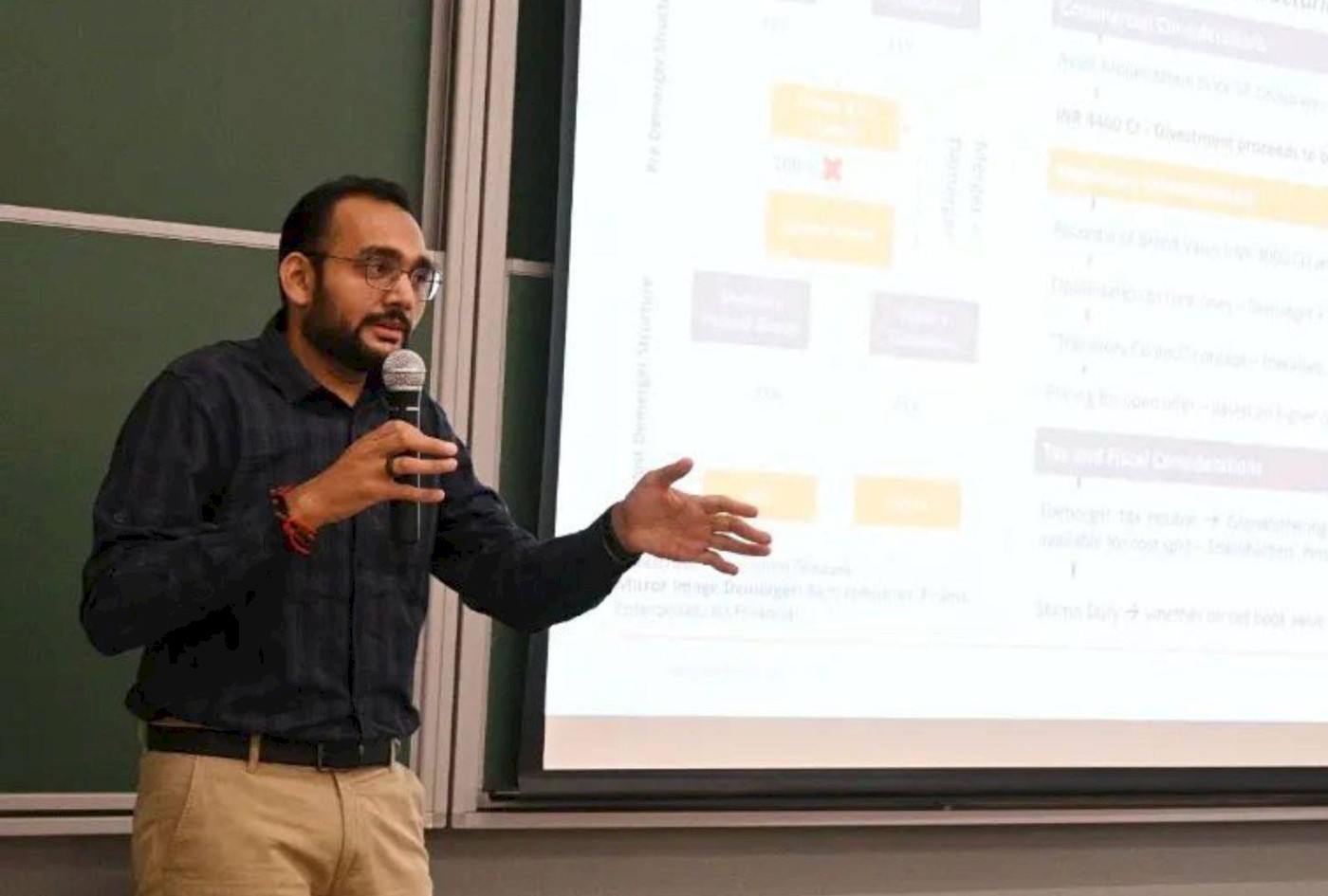 Binoy Parikh (BCom '12) Appointed Youngest Independent Director