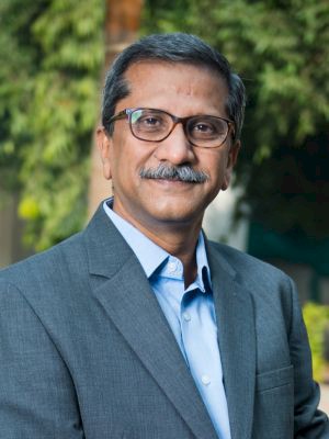 Pankaj Chandra, Moderator
