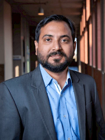 Ashutosh Kumar, Associate Professor | Ahmedabad University
