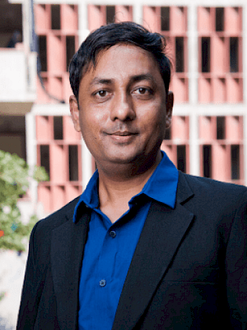 Jatin Christie, Senior Lecturer | Ahmedabad University
