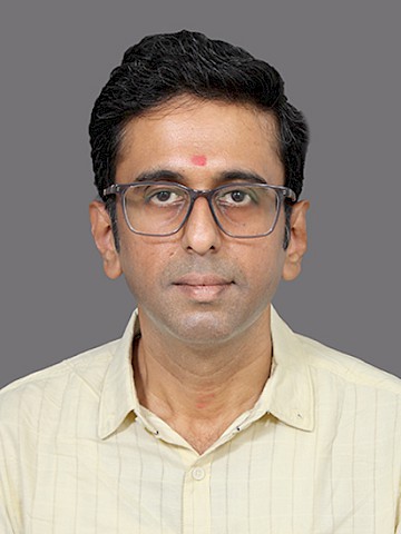 Vinodh Madhavan, Associate Professor | Ahmedabad University