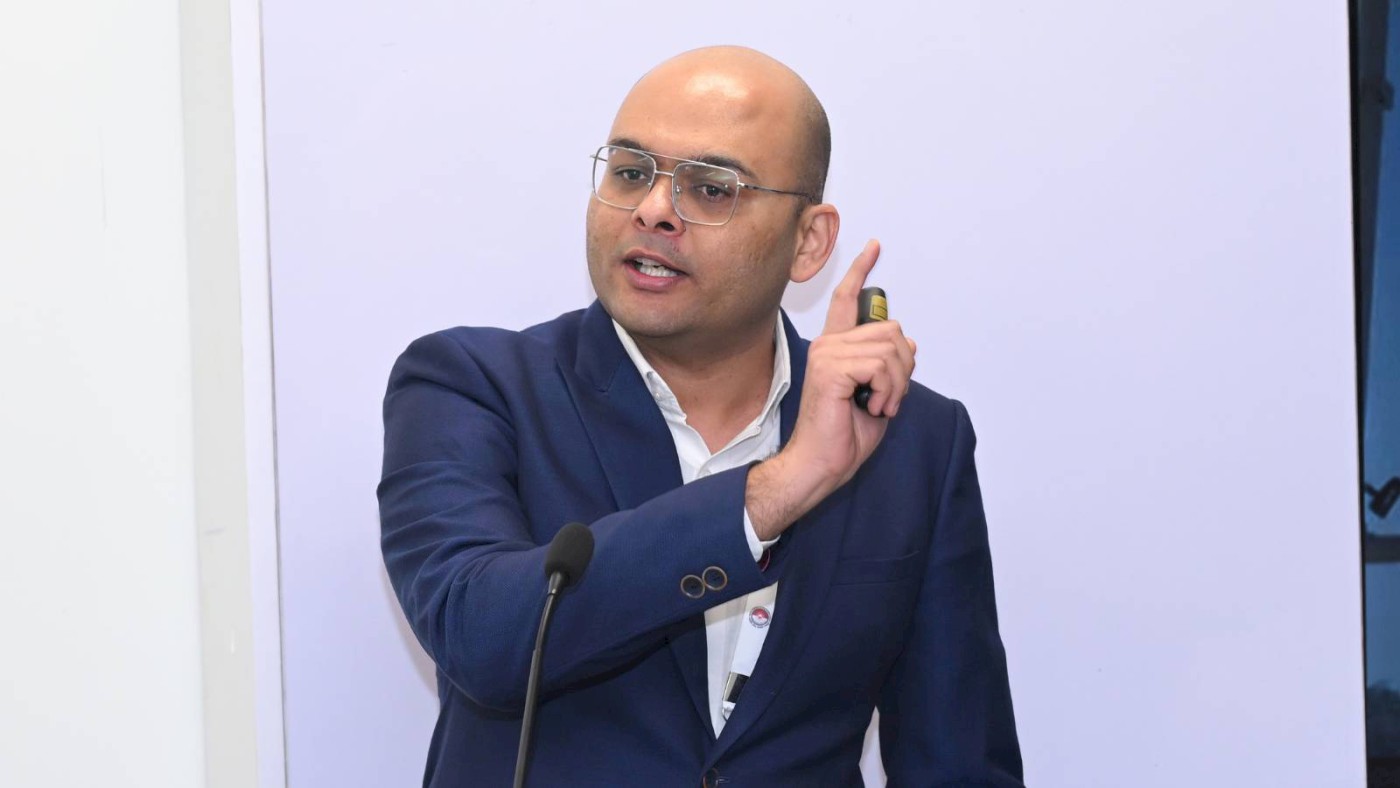 Manil Agarwal, Ahmedabad University