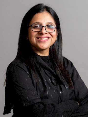 Shweta Khandelwal, Visiting Professor